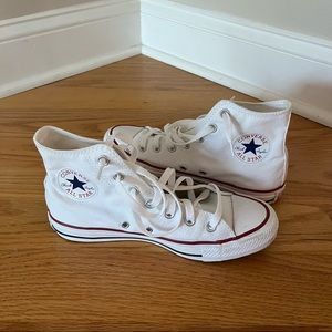Converse All Star High Top Shoe. Men S6 Women S8